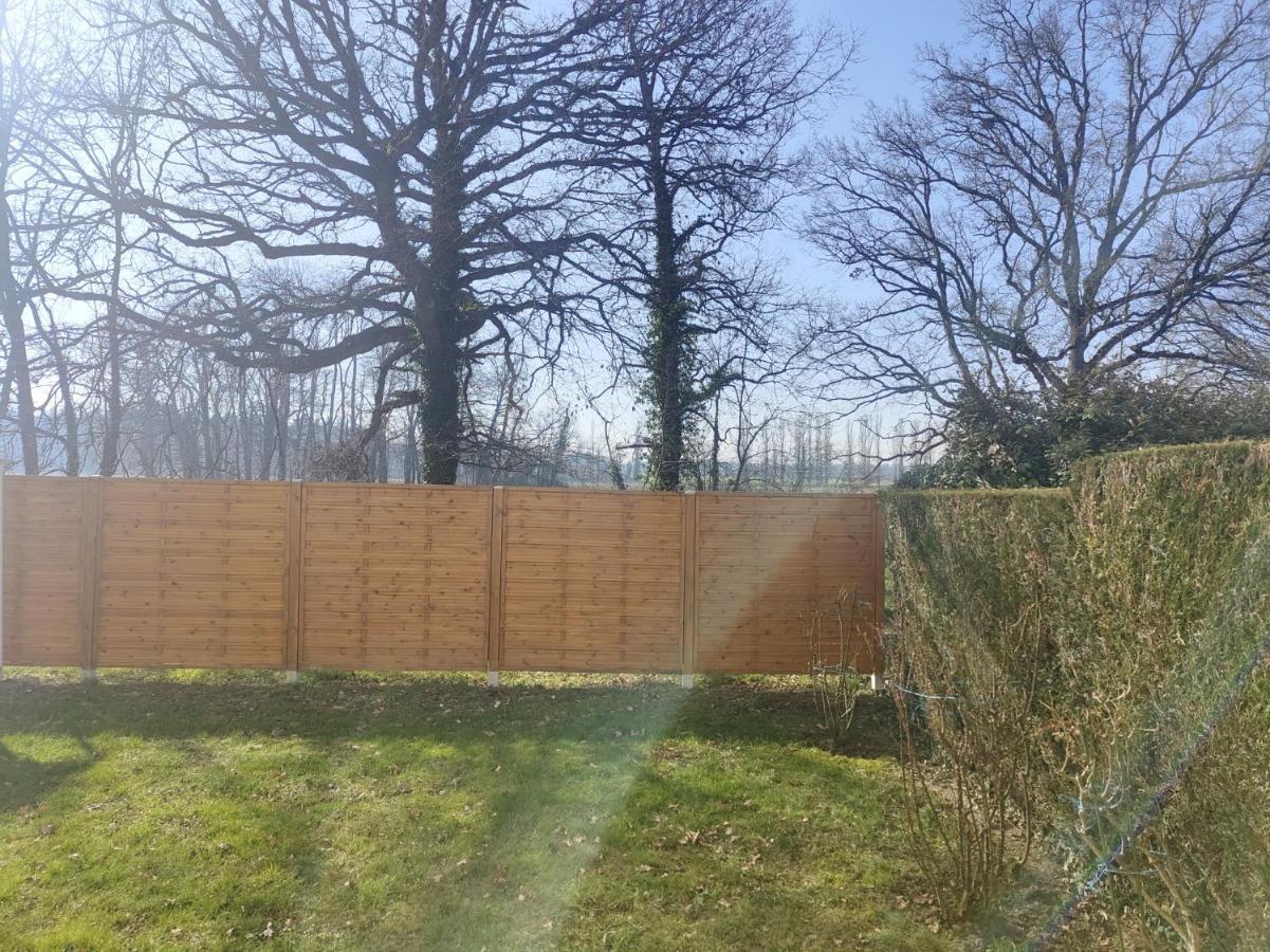 Appartamento Beau Duplex Familial Avec Jardin Cloture Douvaine Esterno foto